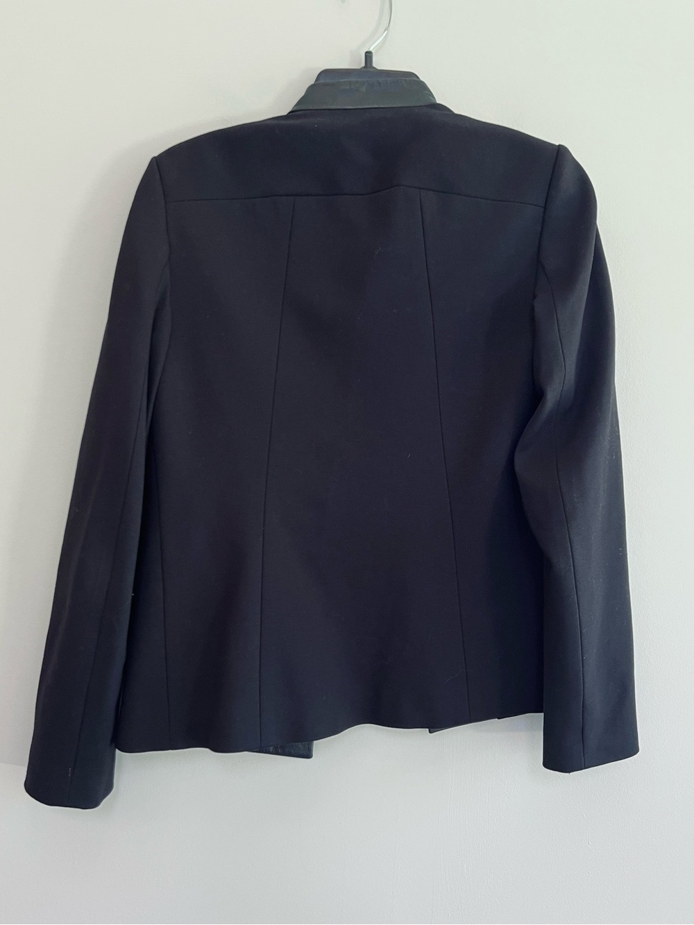 Theory Cirilo Rave Lamb Leather Trim Front Panel Open Blazer in Black, size 2 - Picture 2 of 8